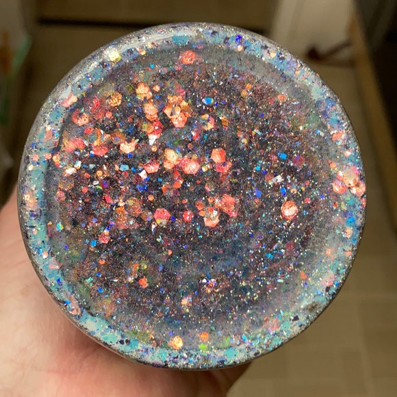Glitter tumbler - momlife is the bestlife - Picture 5 of 7